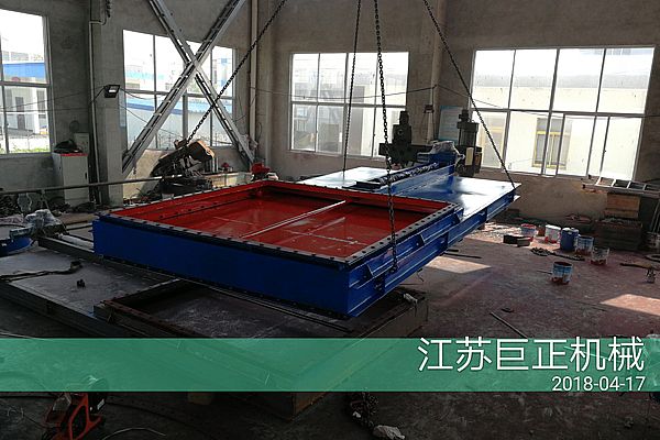 方形擋板門（寬3m）已成型，后期噴漆展示圖