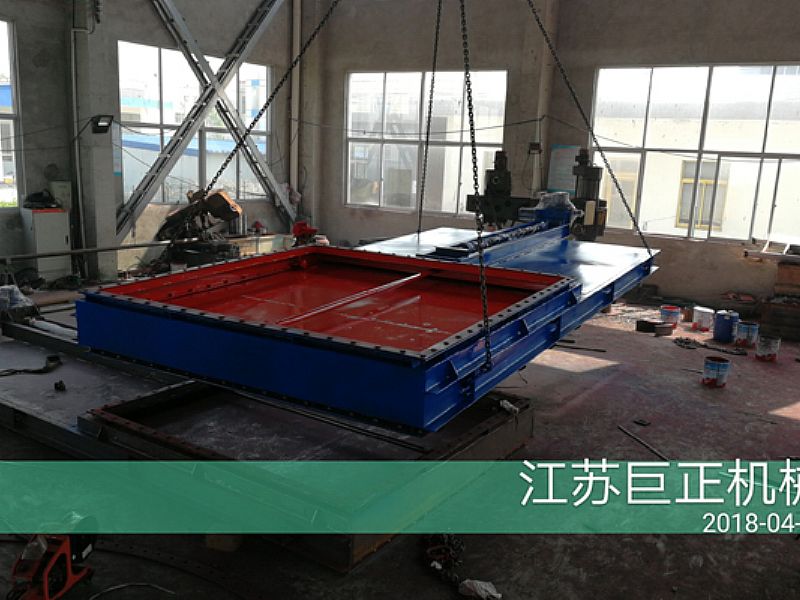 方形擋板門（寬3m）已成型，后期噴漆展示圖