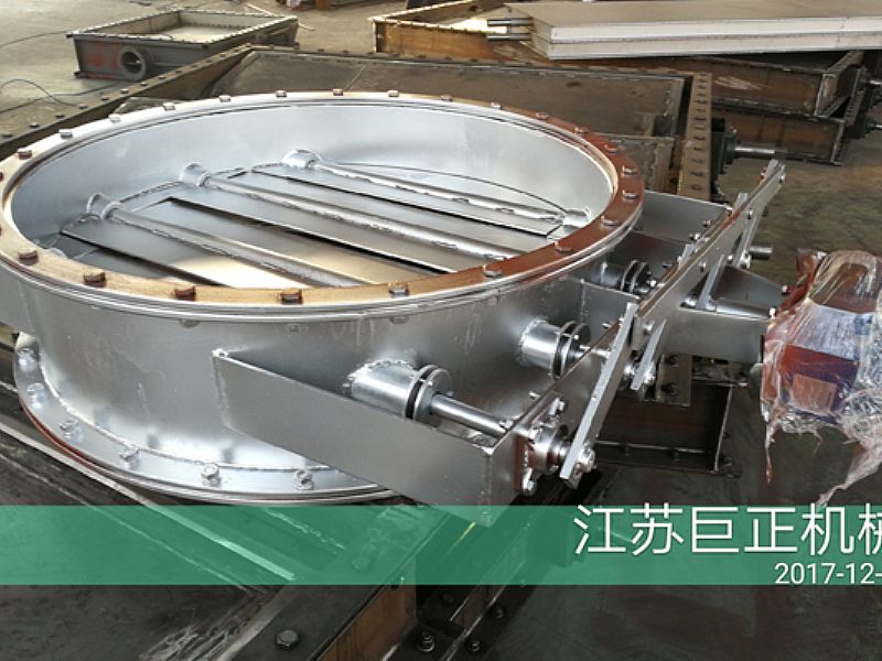 圓形擋板門（直徑190cm），準(zhǔn)備入庫(kù)中