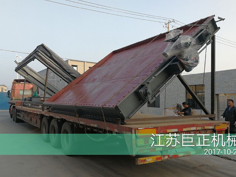 精工制作擋板門發(fā)貨了，裝車現(xiàn)場一覽